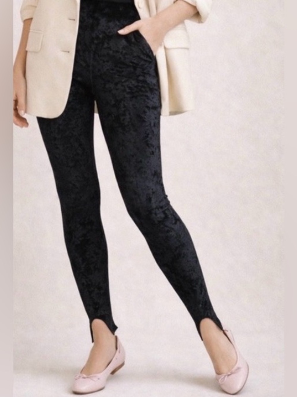 Vintage 80s Wrapper- black, crushed velvet stirrup leggings- small